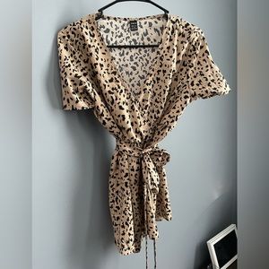 Leopard Maternity Top  **bundle discount on all maternity items**